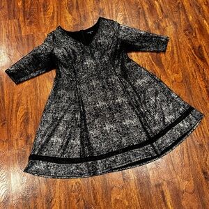 Lane Bryant Black and Gold party holiday  Dress size 22/24